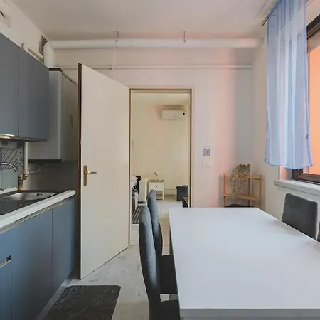 Free Parking Private Balcony Relax Триест