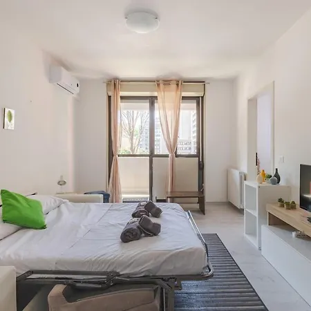 Апартаменты Free Parking Private Balcony Relax Триест